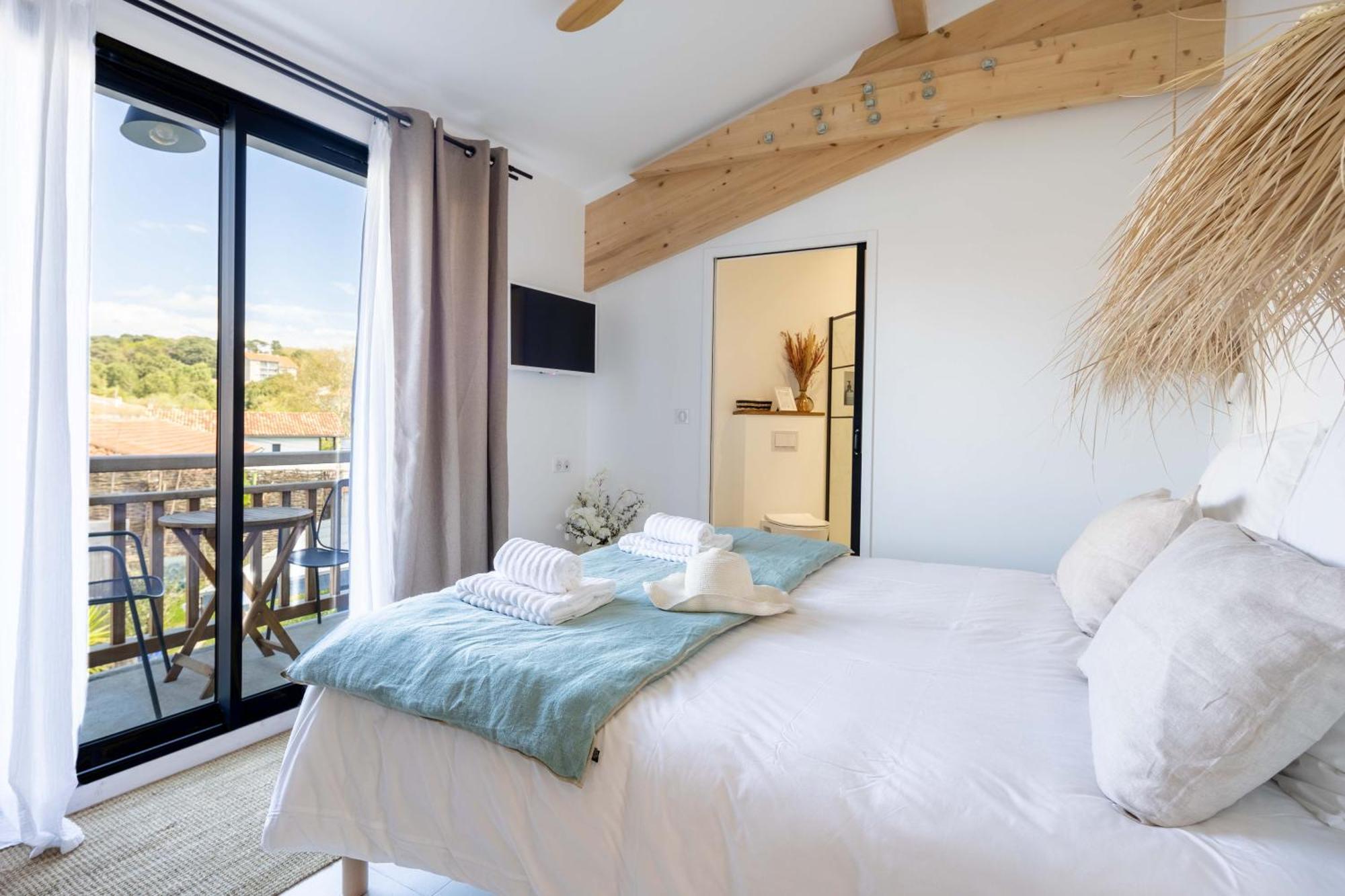 Biarritz Surf Lodge Chambre D'Hotes Exteriör bild